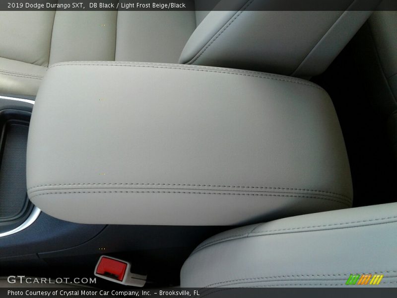DB Black / Light Frost Beige/Black 2019 Dodge Durango SXT