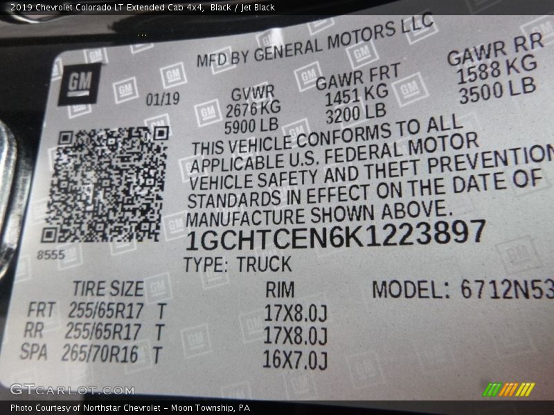 Black / Jet Black 2019 Chevrolet Colorado LT Extended Cab 4x4