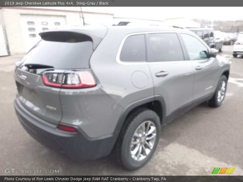 Sting-Gray / Black 2019 Jeep Cherokee Latitude Plus 4x4
