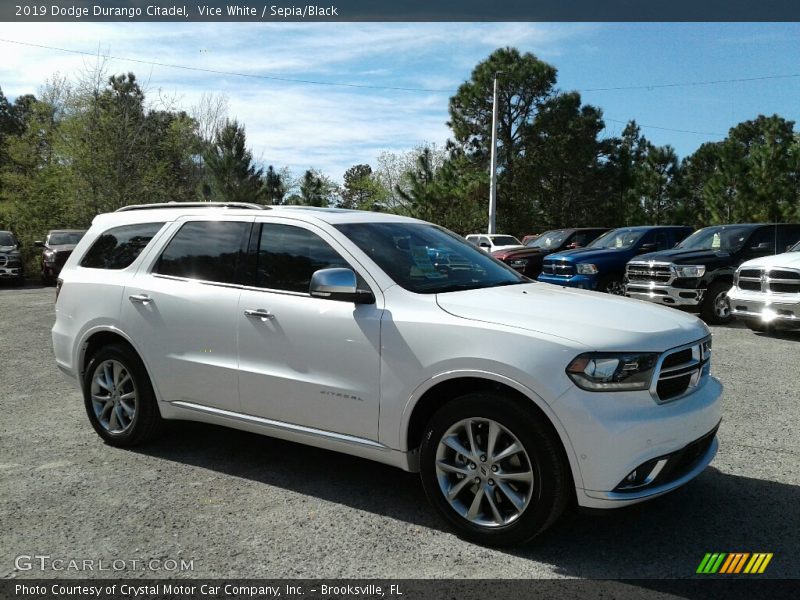Vice White / Sepia/Black 2019 Dodge Durango Citadel