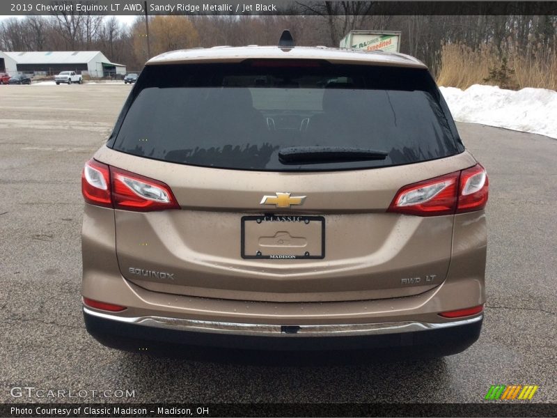 Sandy Ridge Metallic / Jet Black 2019 Chevrolet Equinox LT AWD