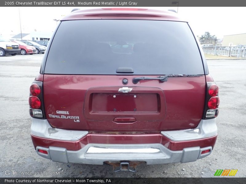 Medium Red Metallic / Light Gray 2005 Chevrolet TrailBlazer EXT LS 4x4