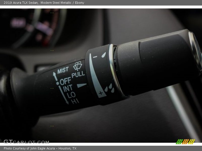 Controls of 2019 TLX Sedan