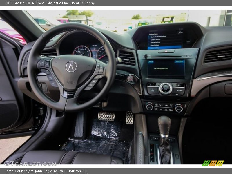 Dashboard of 2019 ILX A-Spec