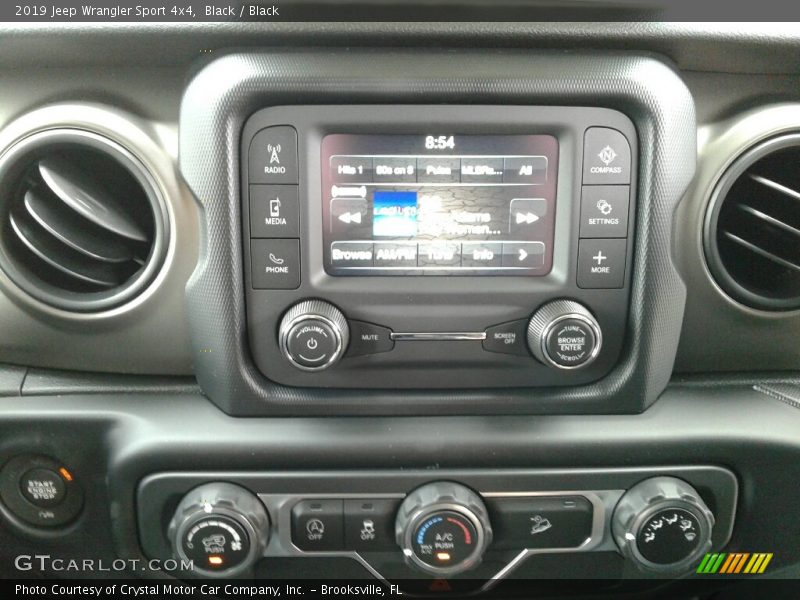 Controls of 2019 Wrangler Sport 4x4