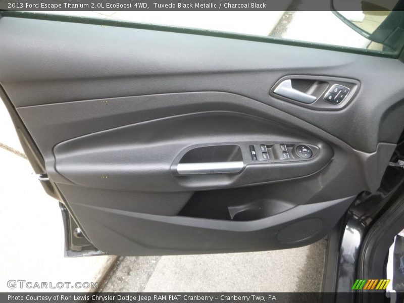 Tuxedo Black Metallic / Charcoal Black 2013 Ford Escape Titanium 2.0L EcoBoost 4WD