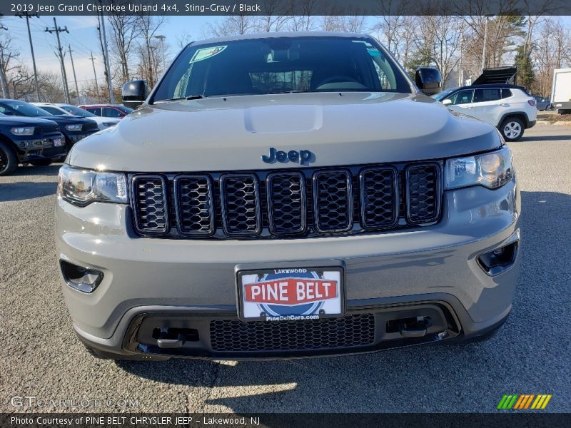 Sting-Gray / Black 2019 Jeep Grand Cherokee Upland 4x4