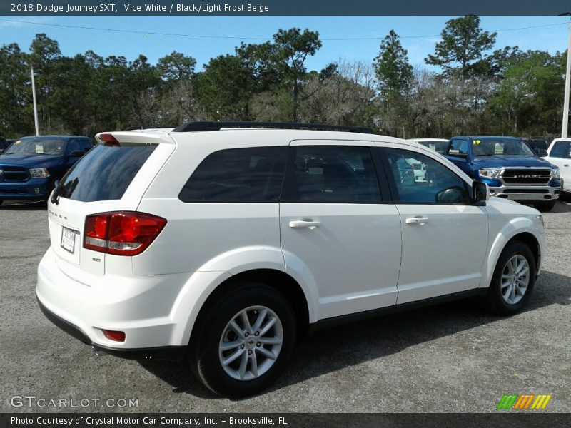 Vice White / Black/Light Frost Beige 2018 Dodge Journey SXT