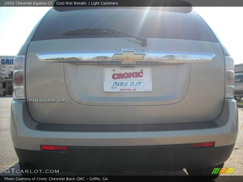 Gold Mist Metallic / Light Cashmere 2009 Chevrolet Equinox LT