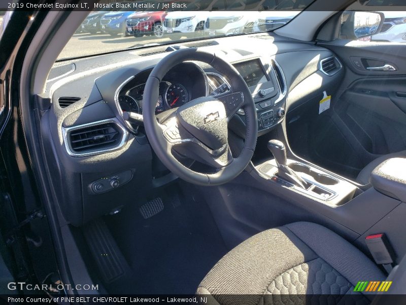 Mosaic Black Metallic / Jet Black 2019 Chevrolet Equinox LT