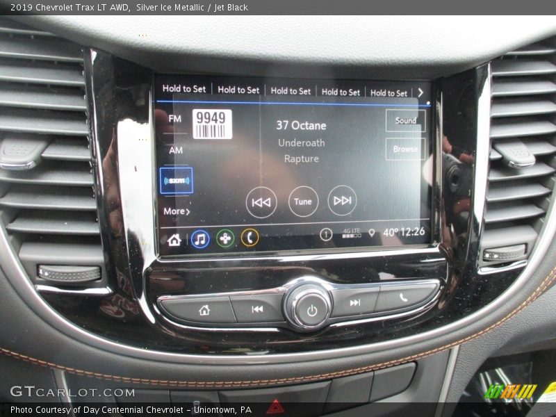 Silver Ice Metallic / Jet Black 2019 Chevrolet Trax LT AWD