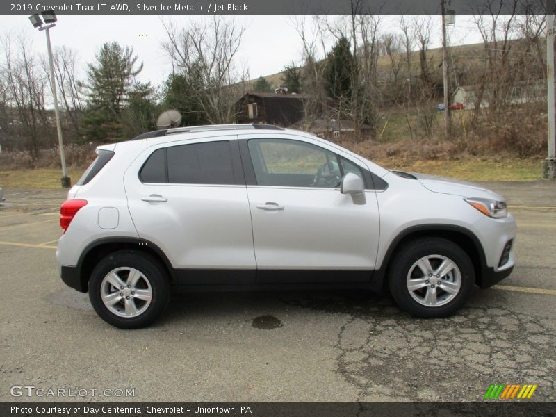 Silver Ice Metallic / Jet Black 2019 Chevrolet Trax LT AWD