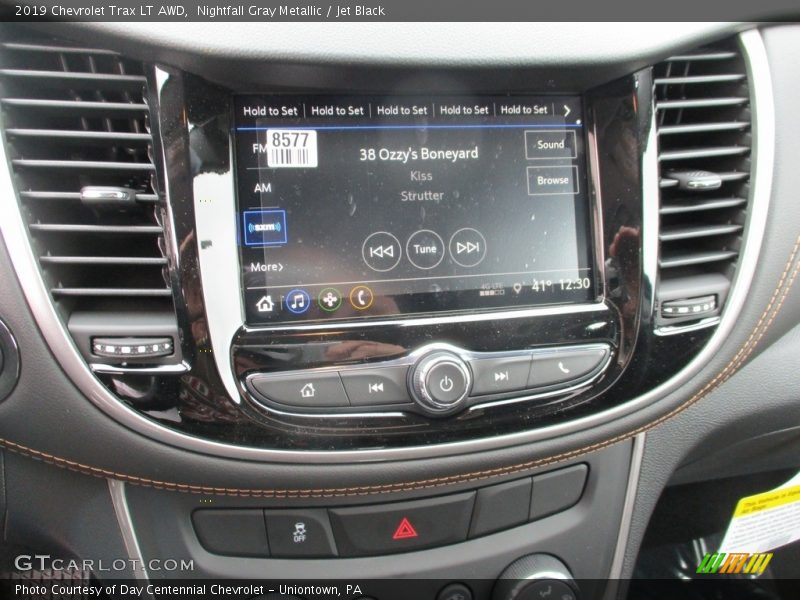 Nightfall Gray Metallic / Jet Black 2019 Chevrolet Trax LT AWD