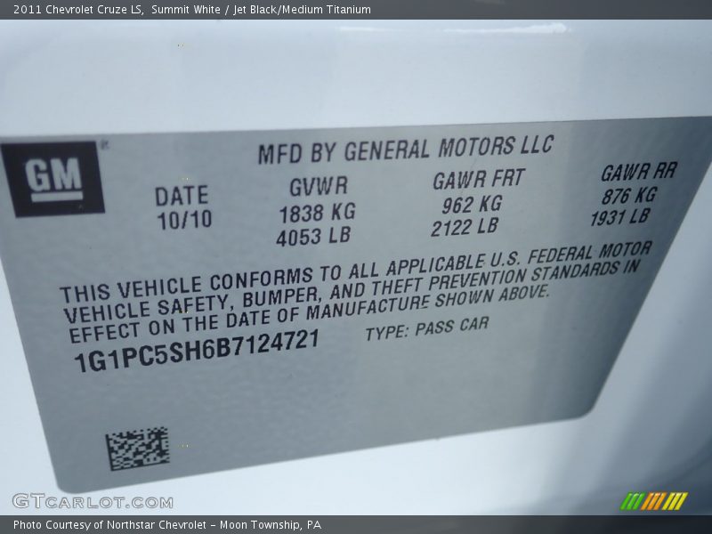 Summit White / Jet Black/Medium Titanium 2011 Chevrolet Cruze LS