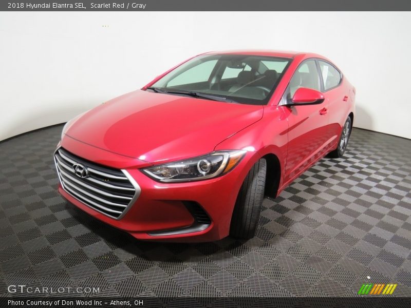 Scarlet Red / Gray 2018 Hyundai Elantra SEL