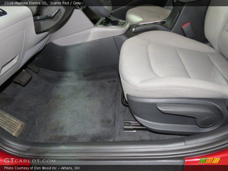 Scarlet Red / Gray 2018 Hyundai Elantra SEL