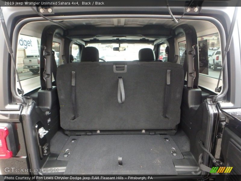 Black / Black 2019 Jeep Wrangler Unlimited Sahara 4x4