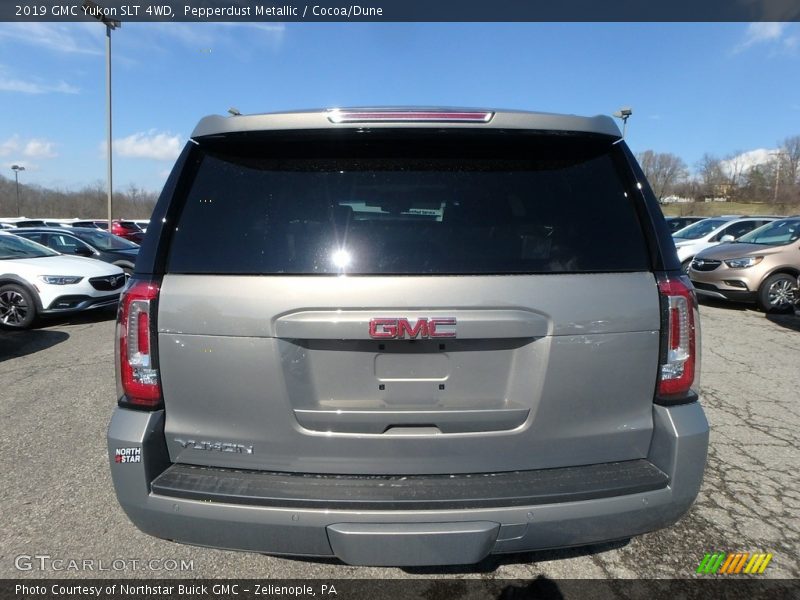 Pepperdust Metallic / Cocoa/Dune 2019 GMC Yukon SLT 4WD