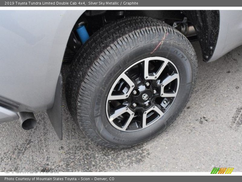 Silver Sky Metallic / Graphite 2019 Toyota Tundra Limited Double Cab 4x4