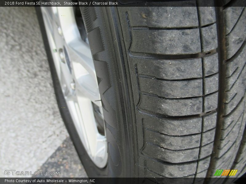 Shadow Black / Charcoal Black 2018 Ford Fiesta SE Hatchback