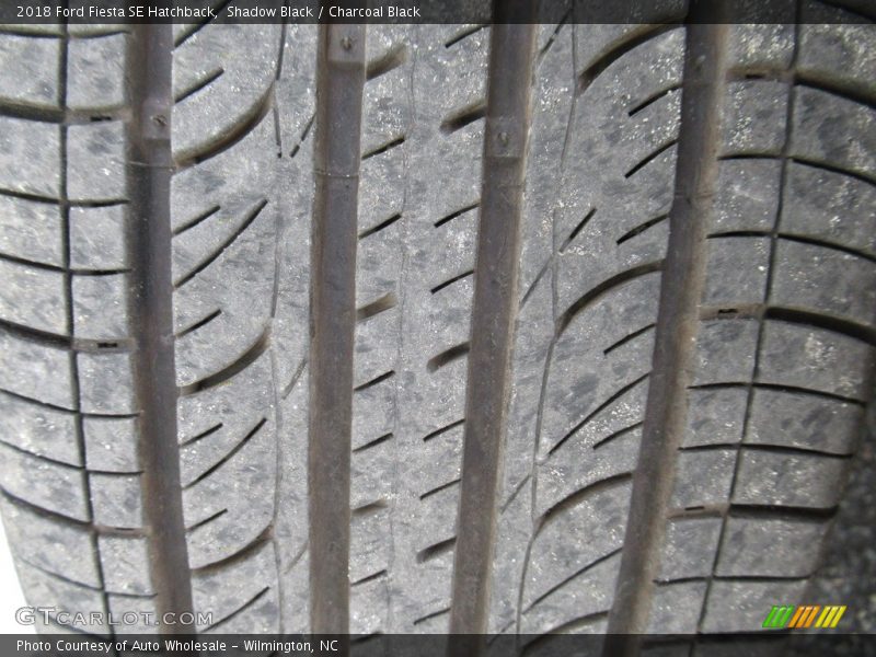 Shadow Black / Charcoal Black 2018 Ford Fiesta SE Hatchback