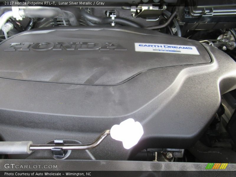 Lunar Silver Metallic / Gray 2017 Honda Ridgeline RTL-T