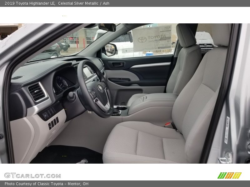 Celestial Silver Metallic / Ash 2019 Toyota Highlander LE