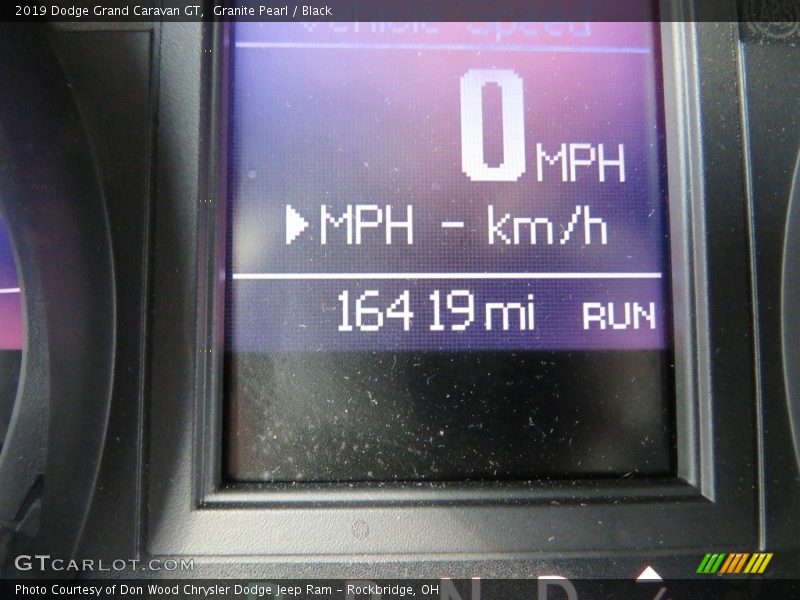 Granite Pearl / Black 2019 Dodge Grand Caravan GT