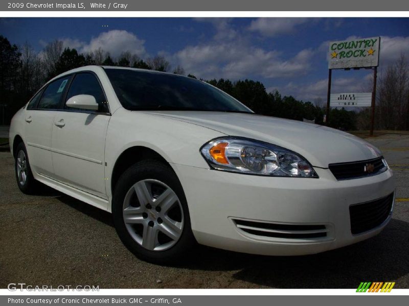 White / Gray 2009 Chevrolet Impala LS