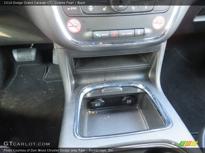 Granite Pearl / Black 2019 Dodge Grand Caravan GT