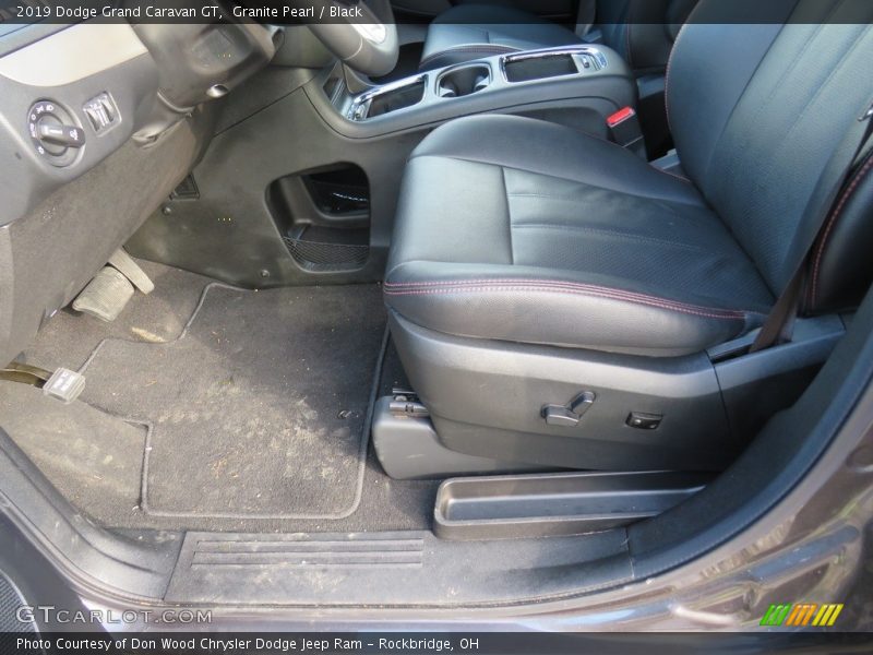 Granite Pearl / Black 2019 Dodge Grand Caravan GT