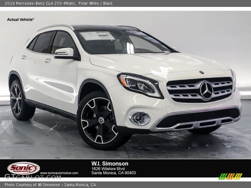 Polar White / Black 2019 Mercedes-Benz GLA 250 4Matic