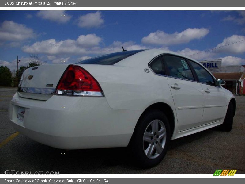 White / Gray 2009 Chevrolet Impala LS