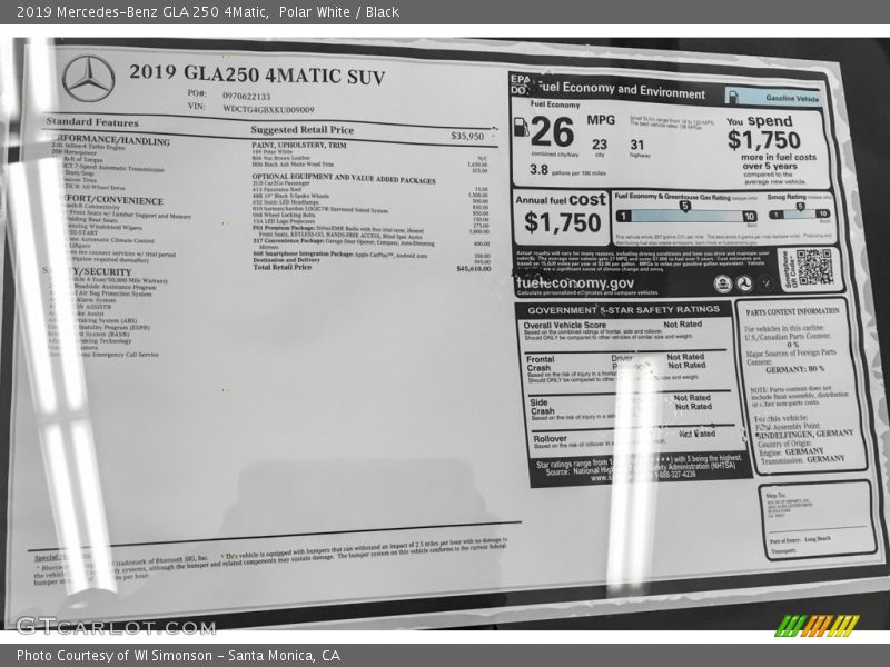 Polar White / Black 2019 Mercedes-Benz GLA 250 4Matic