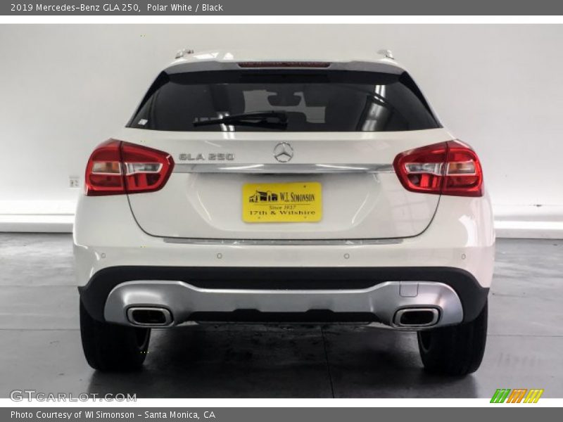 Polar White / Black 2019 Mercedes-Benz GLA 250