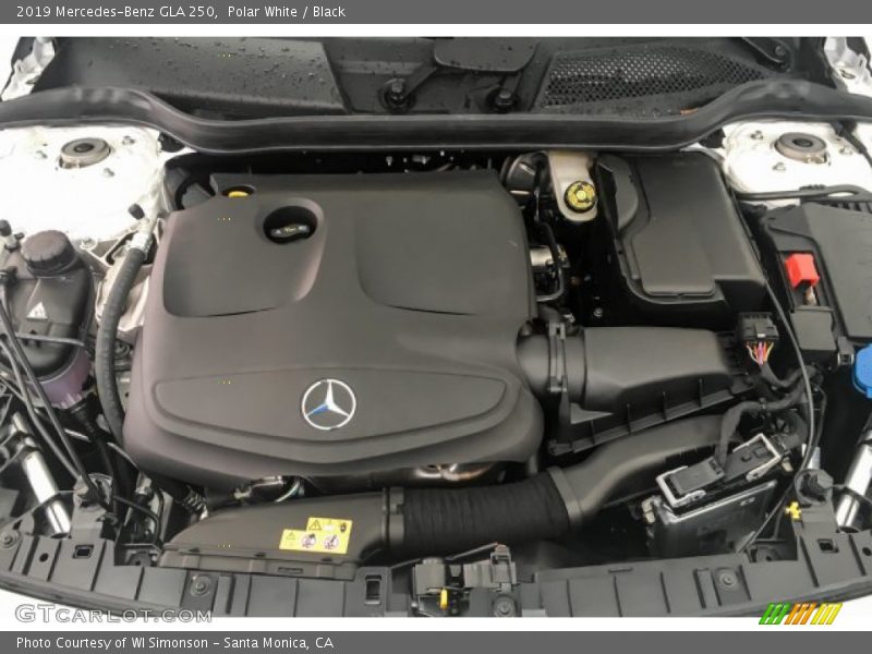 Polar White / Black 2019 Mercedes-Benz GLA 250