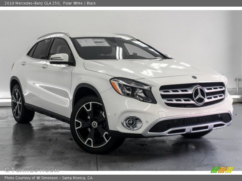Polar White / Black 2019 Mercedes-Benz GLA 250
