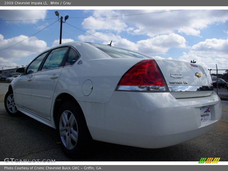 White / Gray 2009 Chevrolet Impala LS