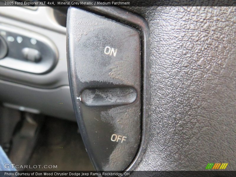 Mineral Grey Metallic / Medium Parchment 2005 Ford Explorer XLT 4x4