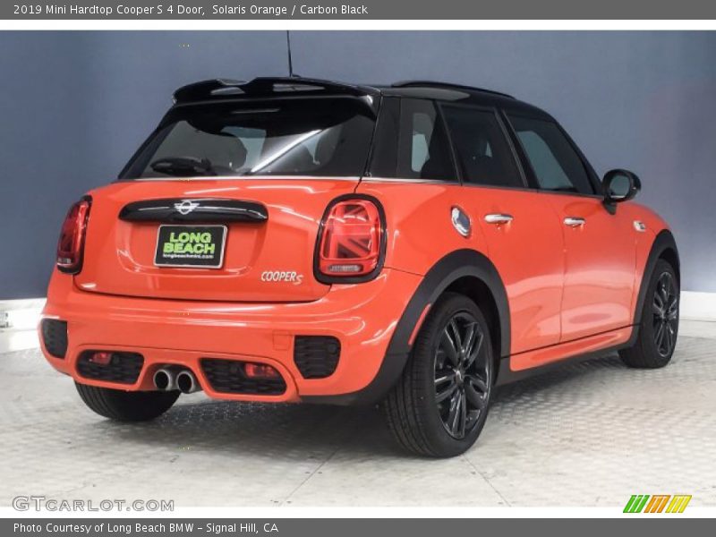 Solaris Orange / Carbon Black 2019 Mini Hardtop Cooper S 4 Door