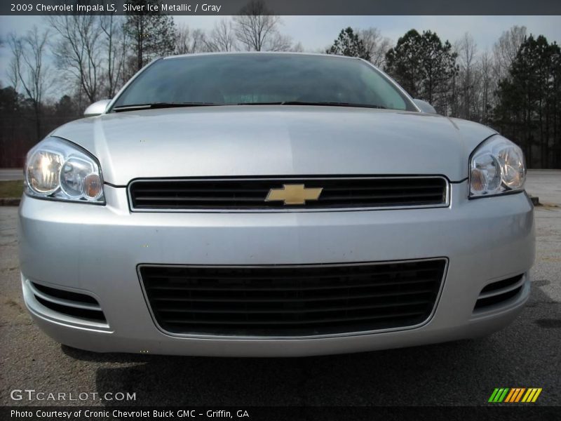 Silver Ice Metallic / Gray 2009 Chevrolet Impala LS