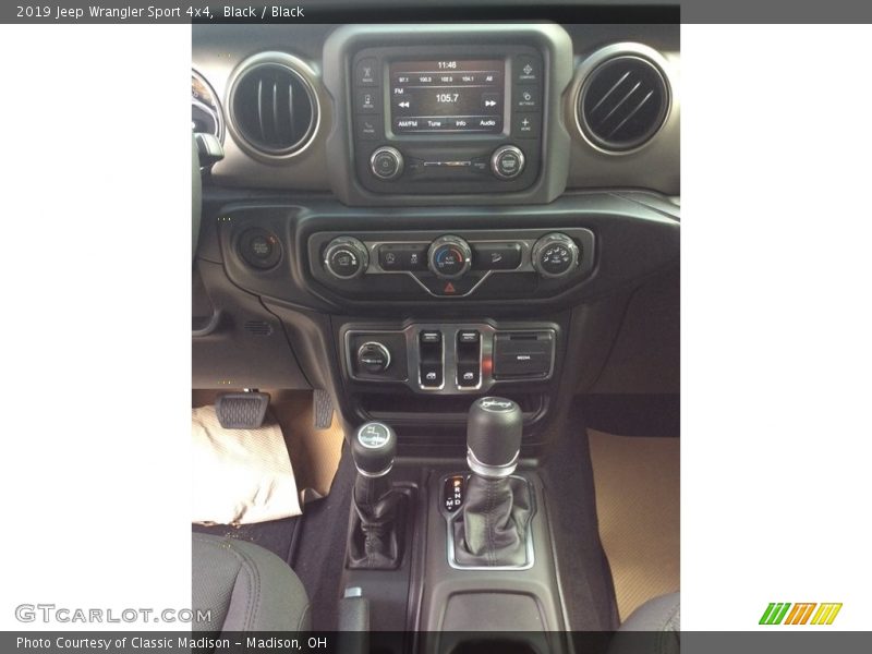 Black / Black 2019 Jeep Wrangler Sport 4x4