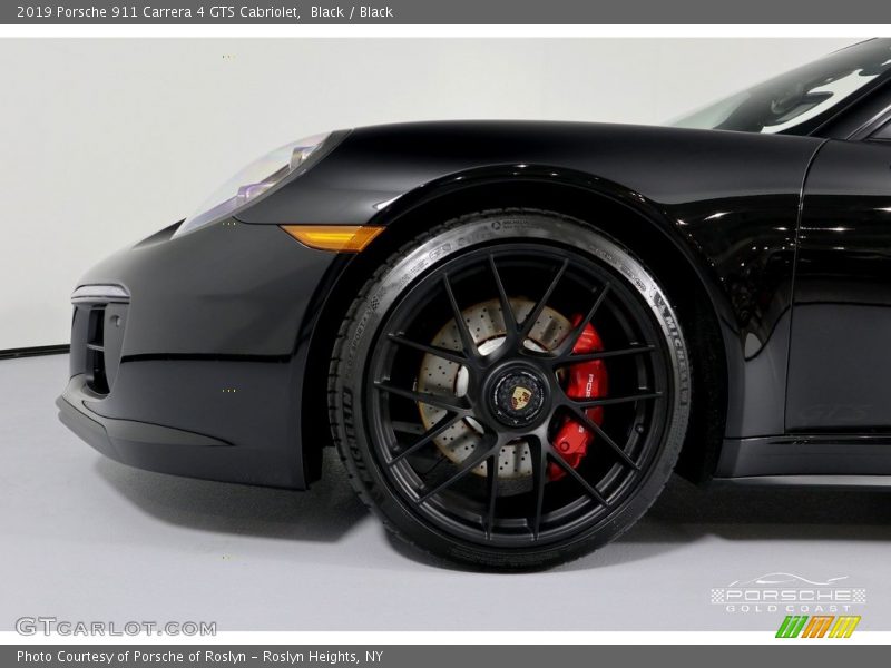 Black / Black 2019 Porsche 911 Carrera 4 GTS Cabriolet