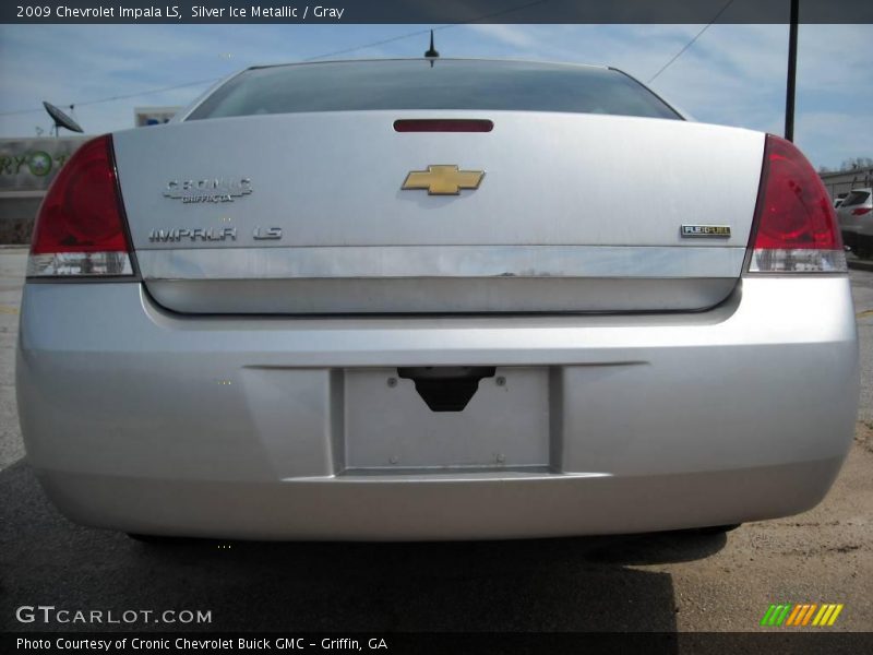 Silver Ice Metallic / Gray 2009 Chevrolet Impala LS