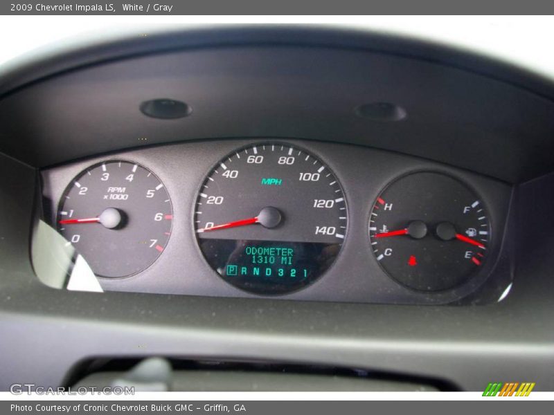 White / Gray 2009 Chevrolet Impala LS