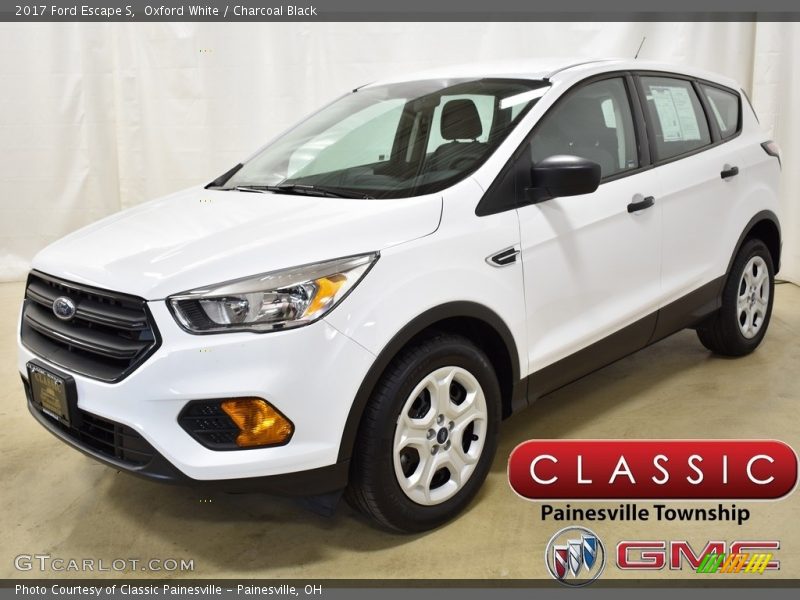 Oxford White / Charcoal Black 2017 Ford Escape S