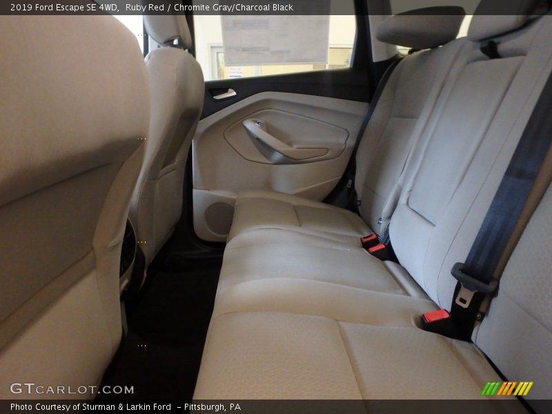 Ruby Red / Chromite Gray/Charcoal Black 2019 Ford Escape SE 4WD