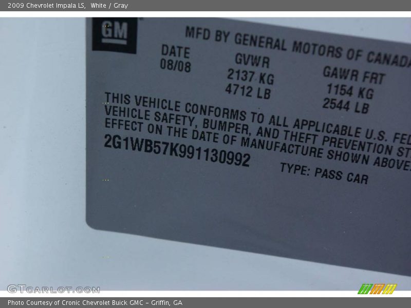 White / Gray 2009 Chevrolet Impala LS