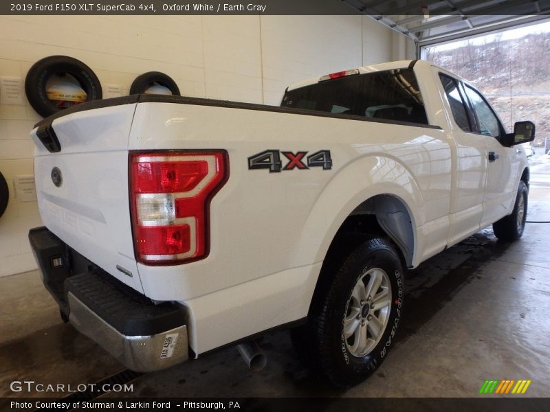 Oxford White / Earth Gray 2019 Ford F150 XLT SuperCab 4x4