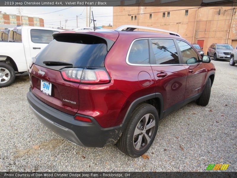 Velvet Red Pearl / Black 2019 Jeep Cherokee Limited 4x4